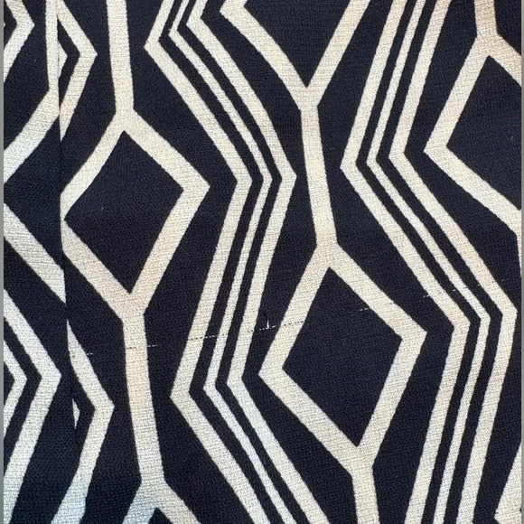 ZAC & RACHEL Black and Cream Geometric Women's Pants - Picture 8 of 9